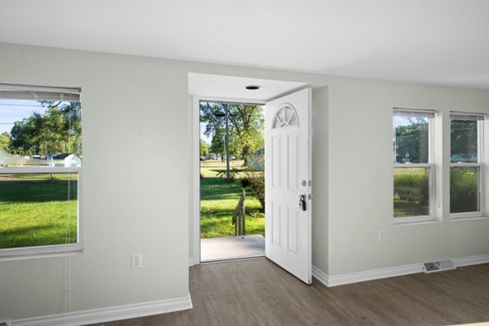 Image for MINIMUM BID AUCTION $119,000! 3157 Maplewood