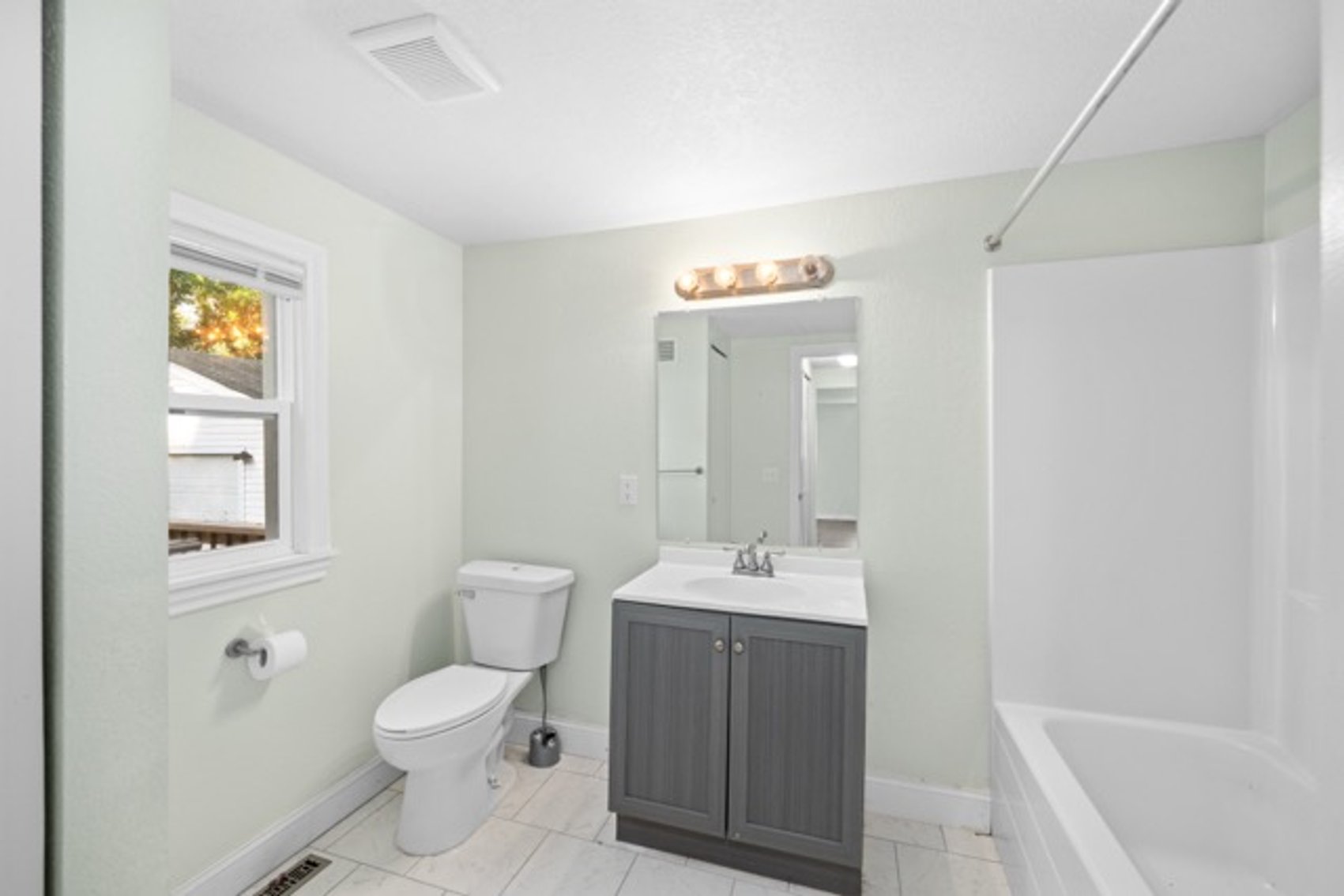 Image for MINIMUM BID AUCTION $119,000! 3157 Maplewood