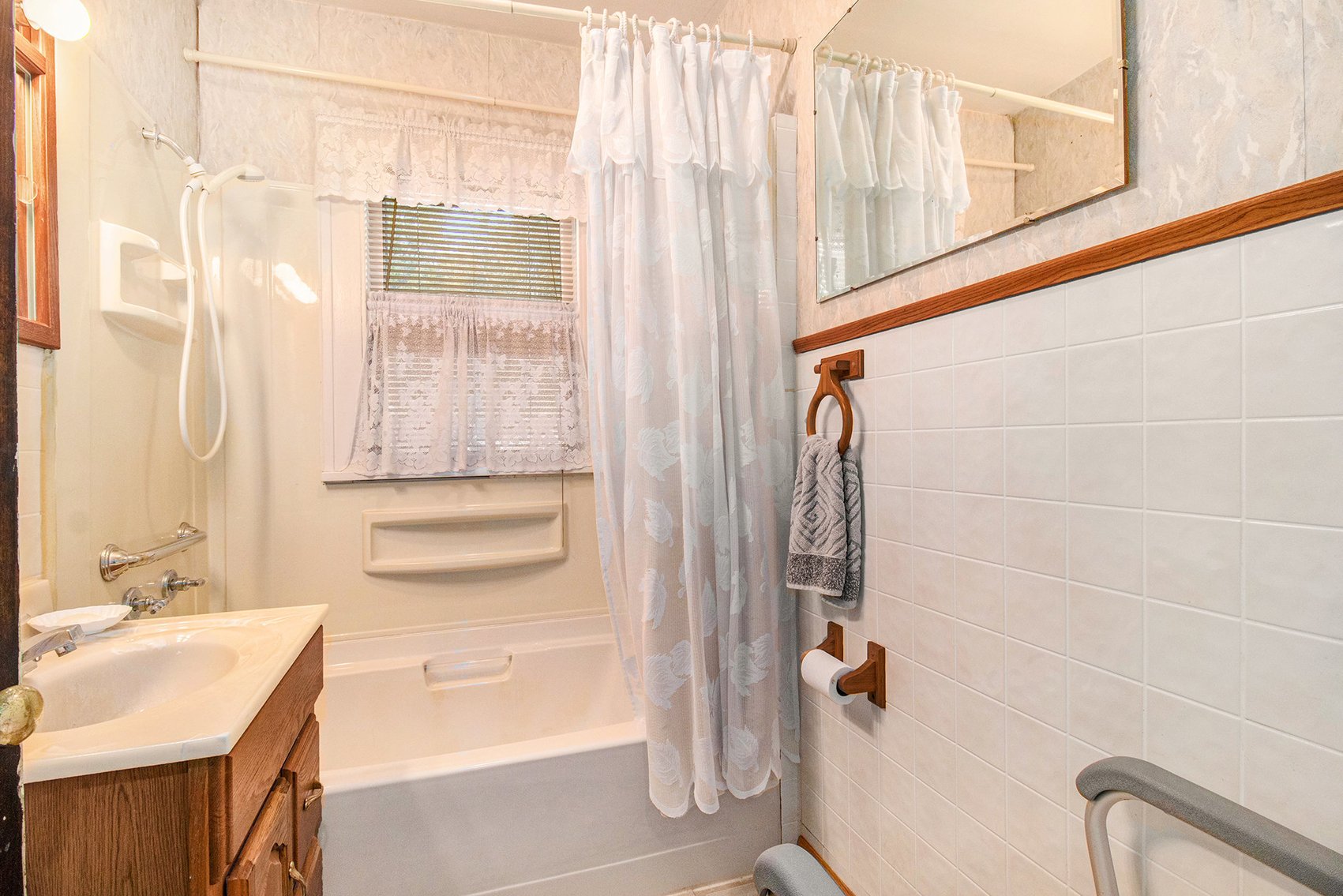 Image for MINIMUM BID AUCTION $119,000! 6905 Whiteford Center Rd