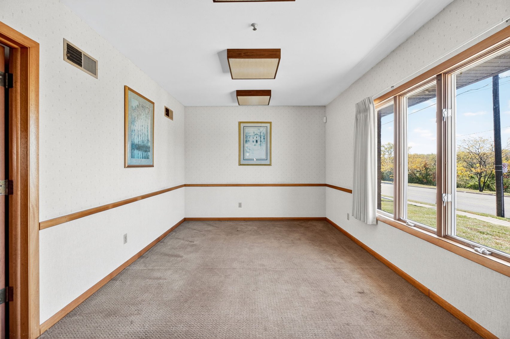 Image for MINIMUM BID AUCTION $59,000! 617 Miami St