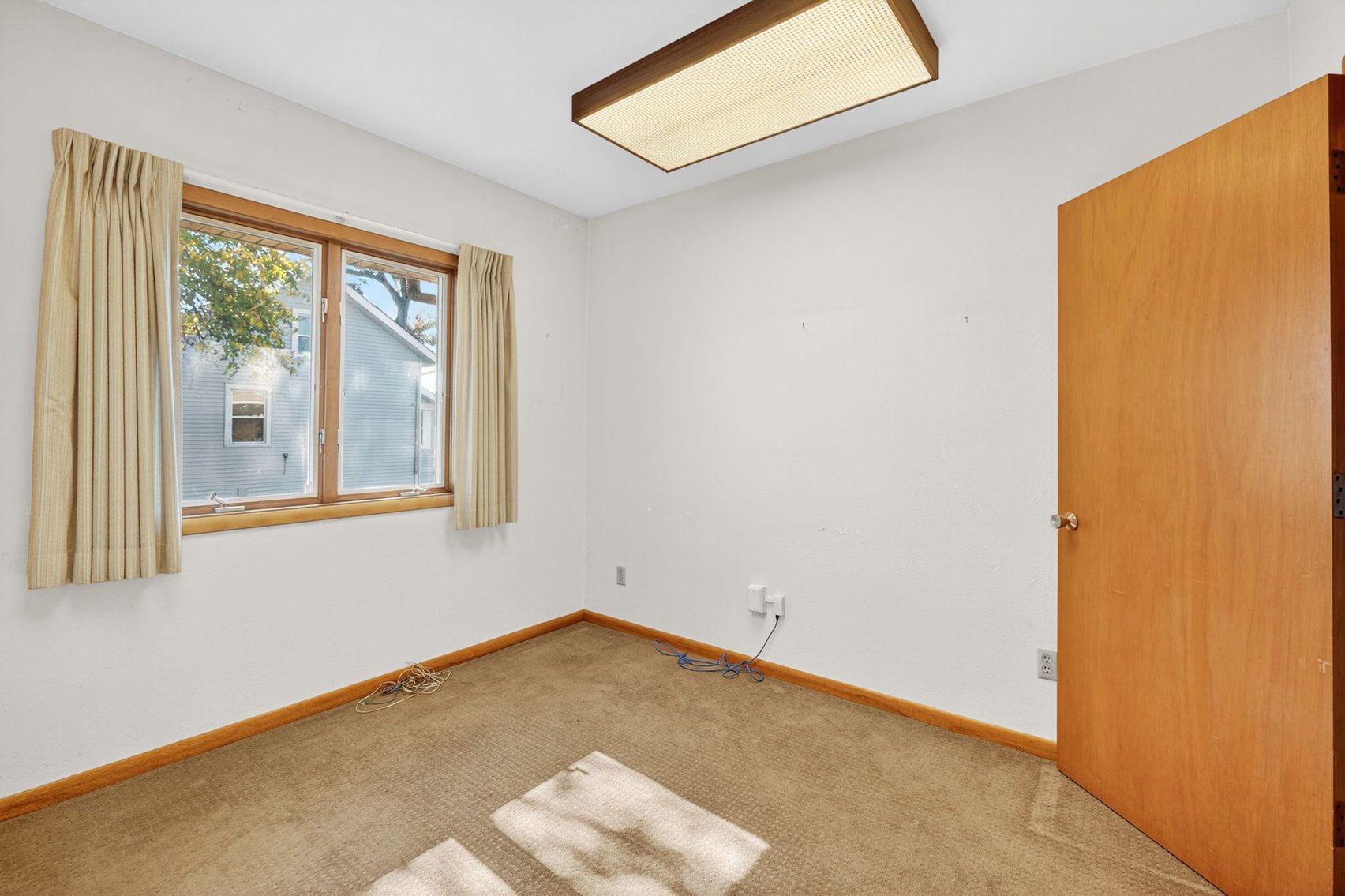 Image for MINIMUM BID AUCTION $59,000! 617 Miami St