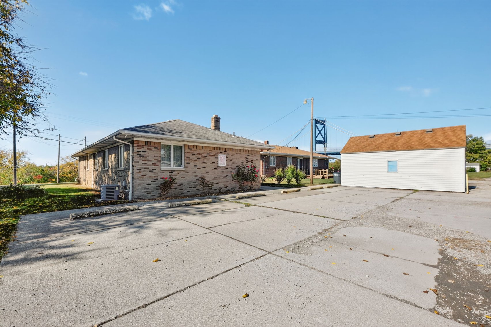 Image for MINIMUM BID AUCTION $59,000! 617 Miami St