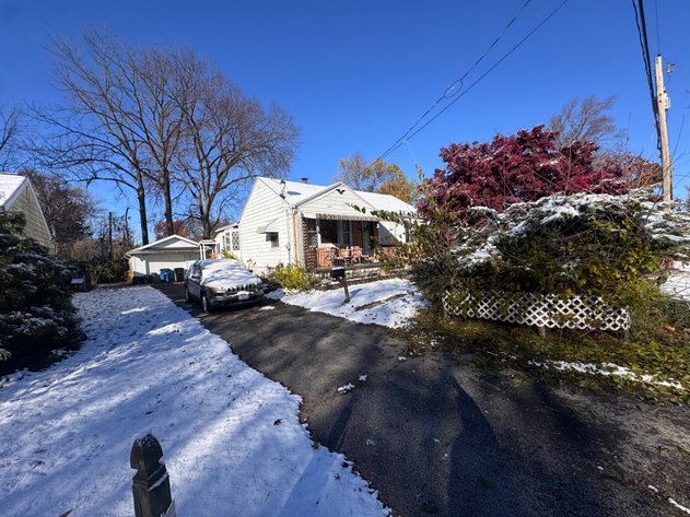 Image for MINIMUM BID AUCTION $49,000! 1101 Sawyer Rd