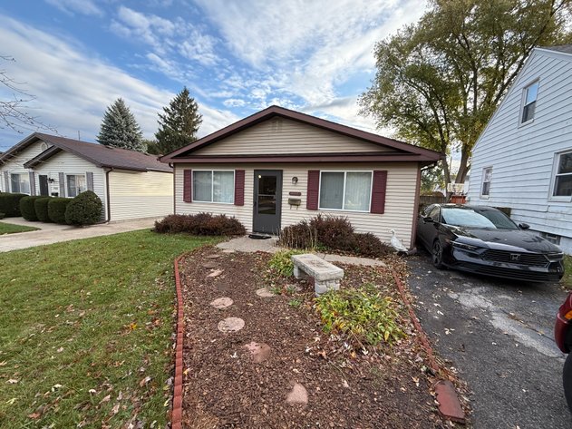 Image for MINIMUM BID AUCTION $69,000! 4924 Roywood