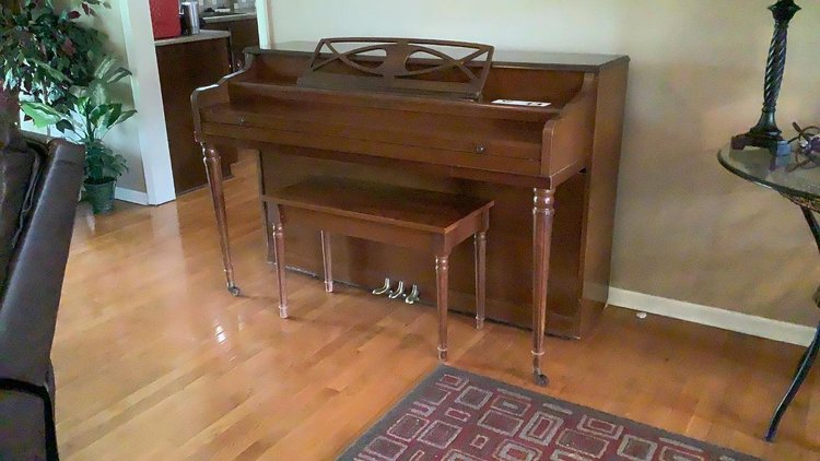 Image for Jim Snyder Living Estate Auction