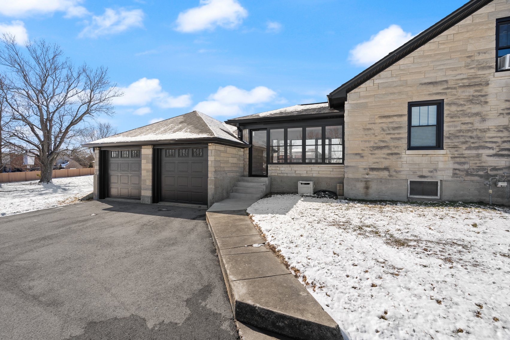 Image for New Albany Commercial Real Estate Auction; 4932 Charlestown Rd; ONLINE AUCTION ONLY