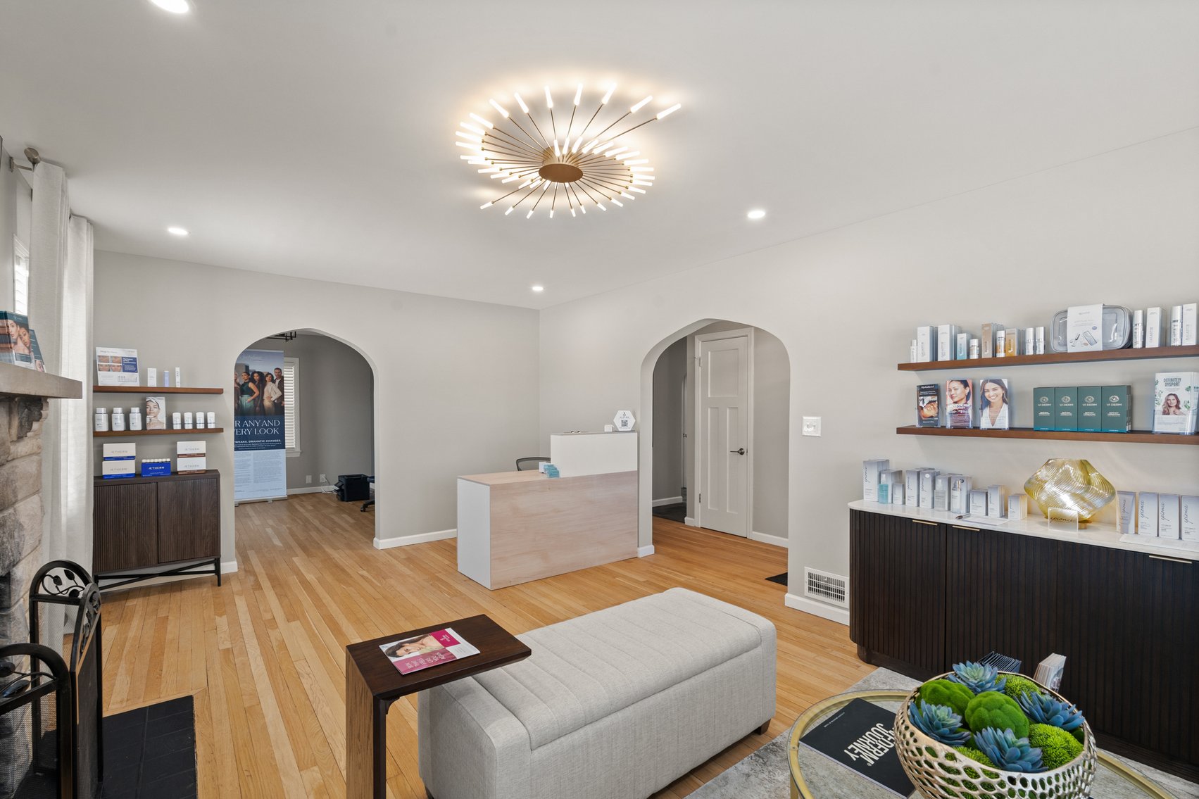 Image for New Albany Commercial Real Estate Auction; 4932 Charlestown Rd; ONLINE AUCTION ONLY