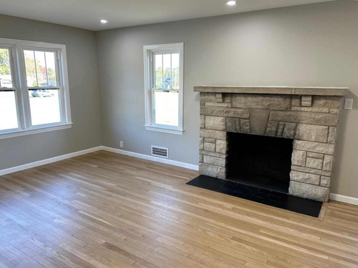 Image for New Albany Commercial Real Estate Auction; 4932 Charlestown Rd; ONLINE AUCTION ONLY