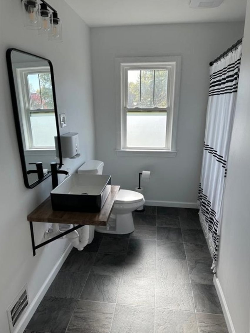 Image for New Albany Commercial Real Estate Auction; 4932 Charlestown Rd; ONLINE AUCTION ONLY