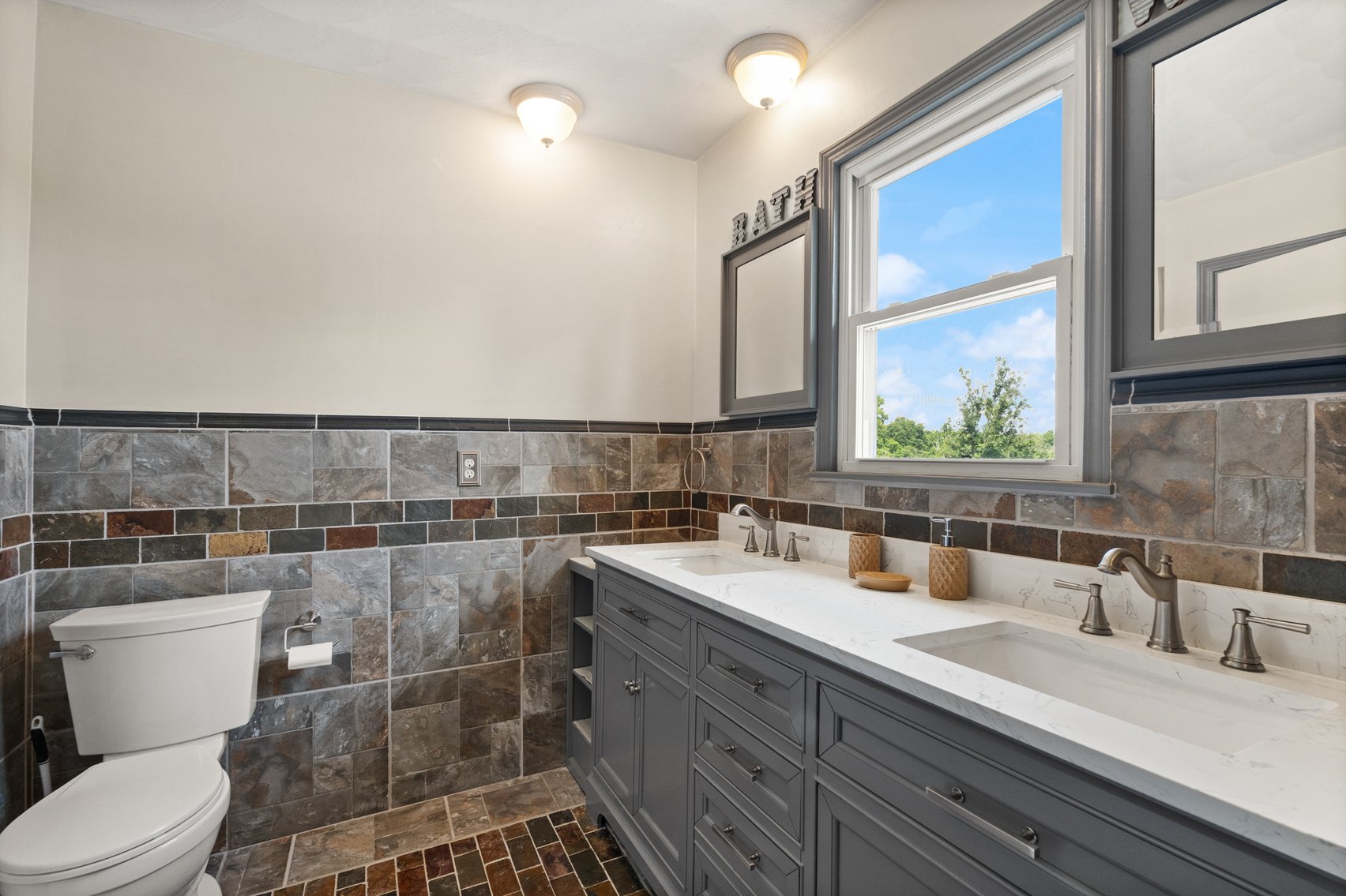 Image for Harrison County Real Estate Auction,  Cape Cod on 9.87 Acres, Inground Pool, Koi Pond & Finished Walkout - ONLINE AUCTION ONLY