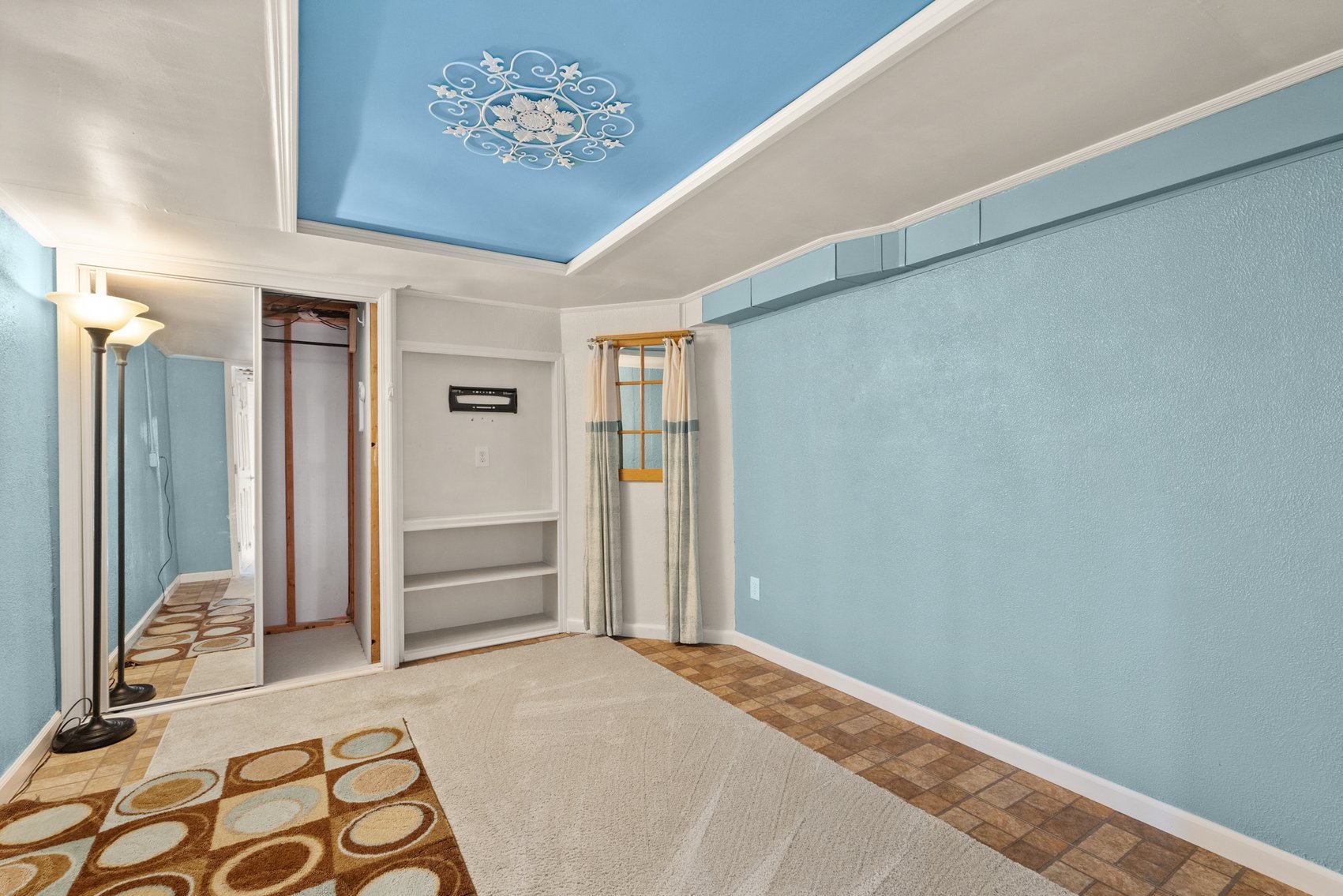 Image for Harrison County Real Estate Auction,  Cape Cod on 9.87 Acres, Inground Pool, Koi Pond & Finished Walkout - ONLINE AUCTION ONLY