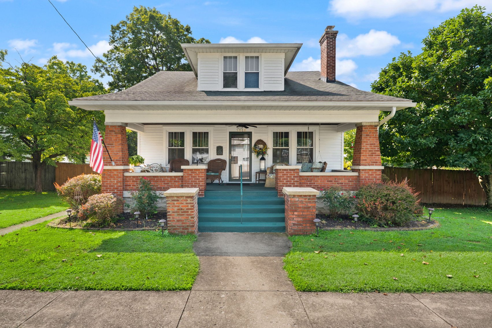 Image for Charlestown Real Estate & Contents (Vintage Tobacco Industry Memorabilia); 1040 Water St - ONLINE AUCTION ONLY