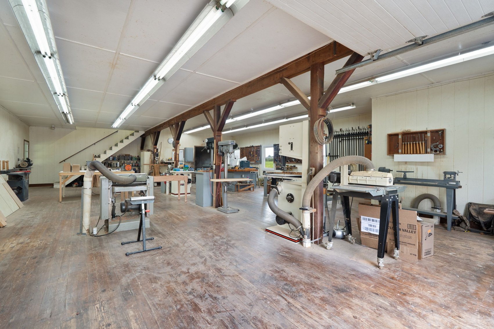 Image for Crawford County Real Estate, Barn & Contents - 3564 S. Vernon Rd - ONLINE AUCTION ONLY