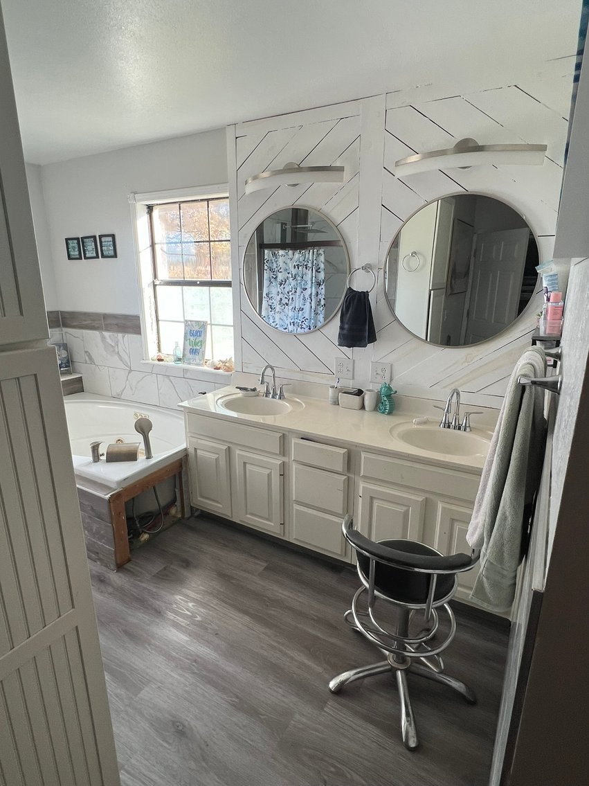 Image for Hopson Family Live Real Estate Auction - 71682 S 4737 Road, Westville Ok 74965 - Dec. 12th, 2024 @ 1:00 pm