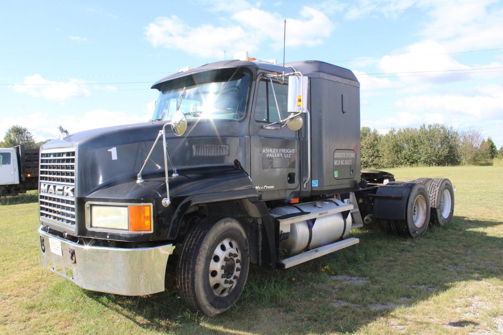 Image for William Donnie Ashley-A & C Pallet