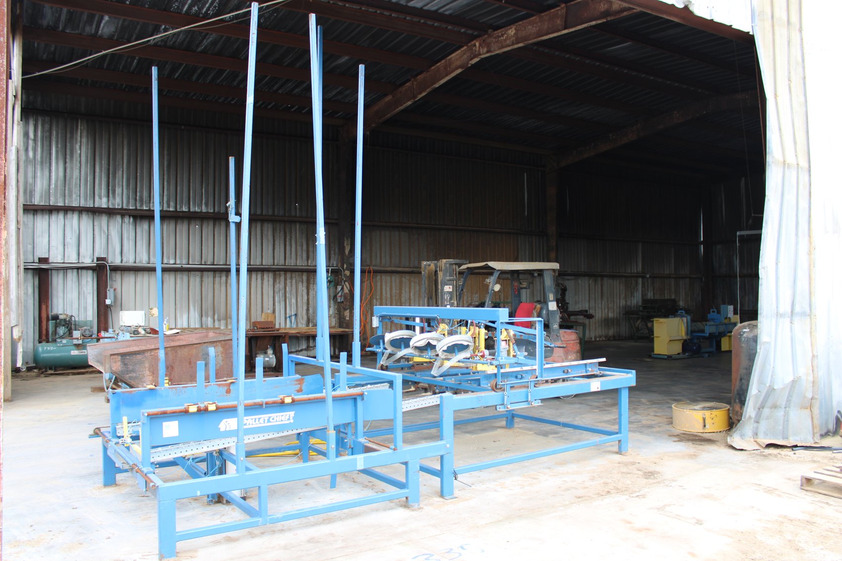 Image for William Donnie Ashley-A & C Pallet