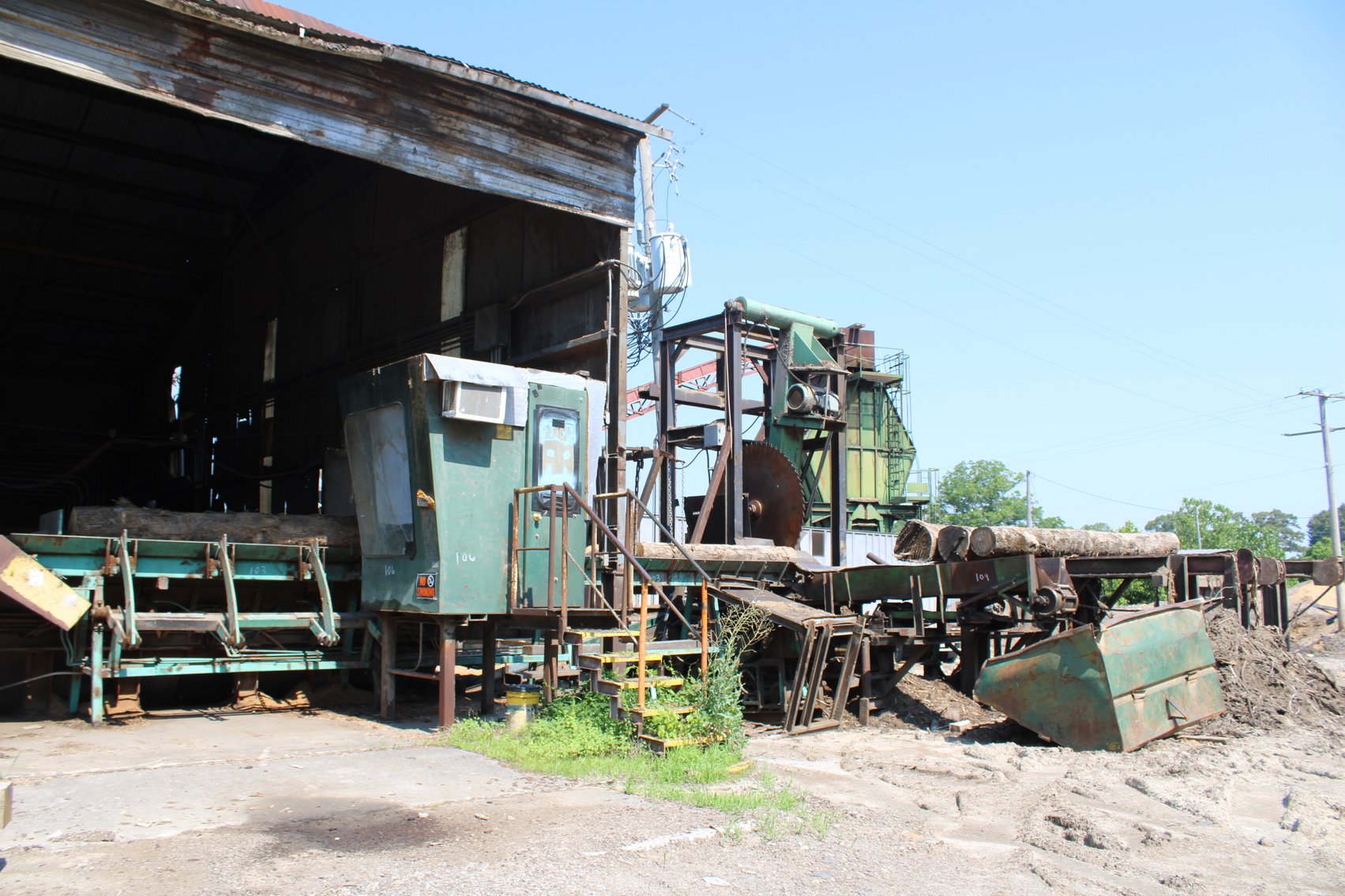 Image for By Order  THE UNITED STATES BANKRUPTCY COURT EASTERN DISTRICT OF ARKANSAS: Debtor Hendry Hardwoods, LLC  Case No. 4:24-bk-12486,	Debtor-in-Possession,	CHAPTER 11