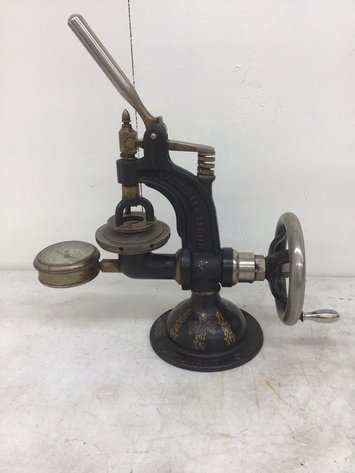 Image for Antiques & Collectibles Online Auction