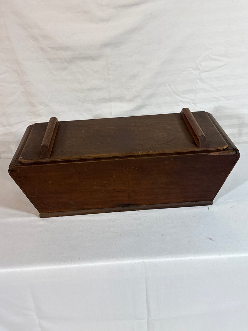 Image for Antiques & Collectibles Online Auction