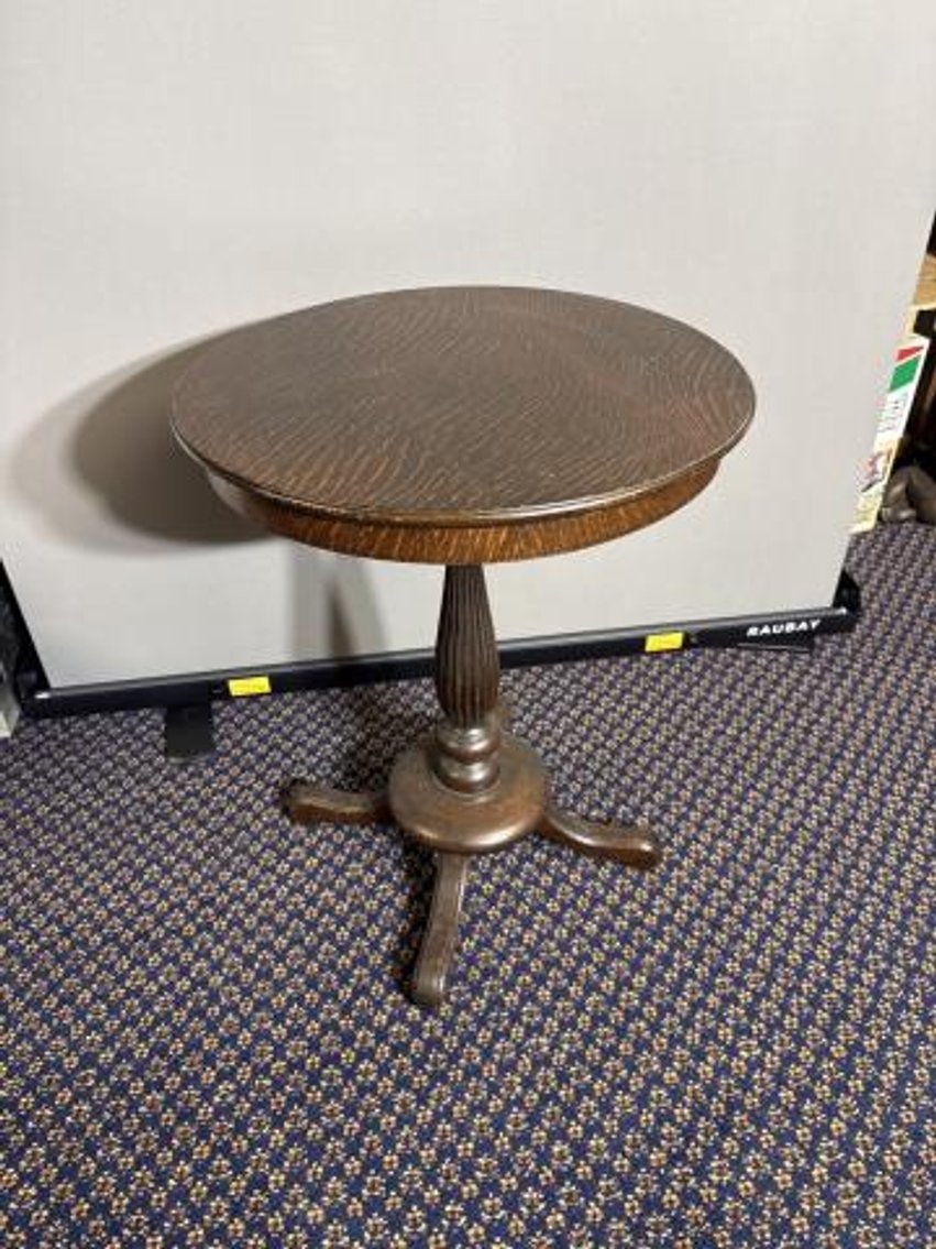 Image for Antiques and Collectibles Online Auction