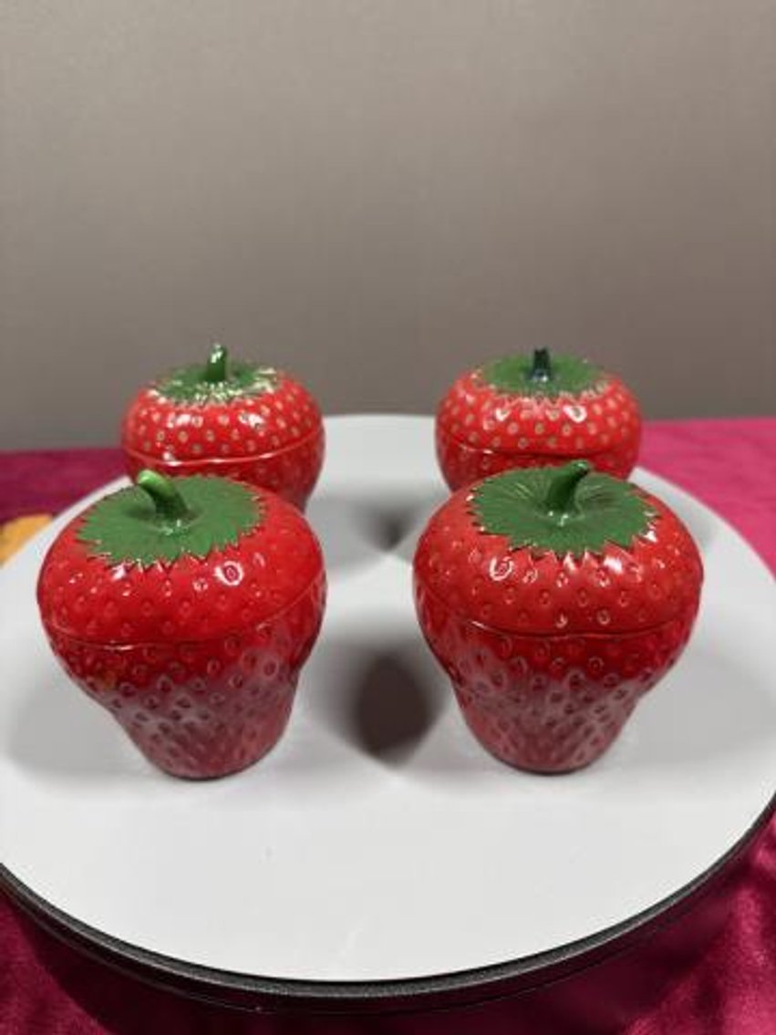 Image for Antiques and Collectibles Online Auction