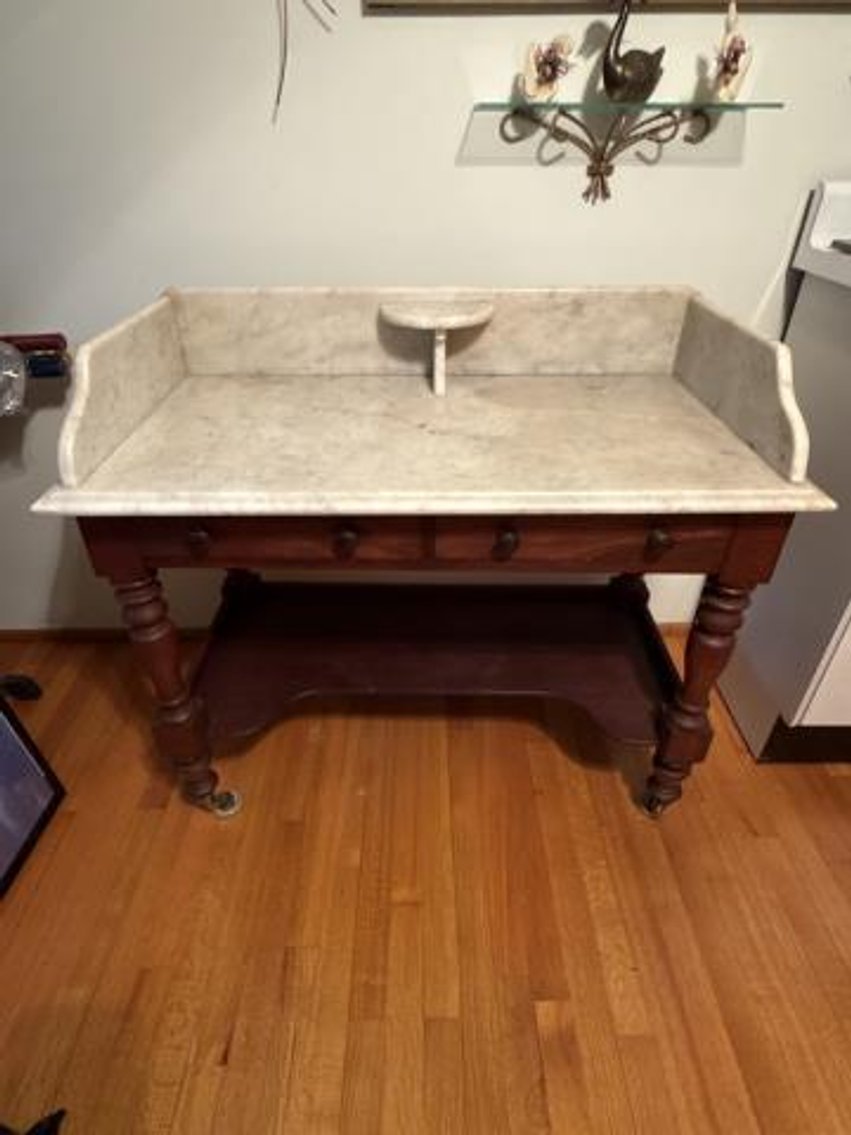 Image for Antiques and Collectibles Online Auction