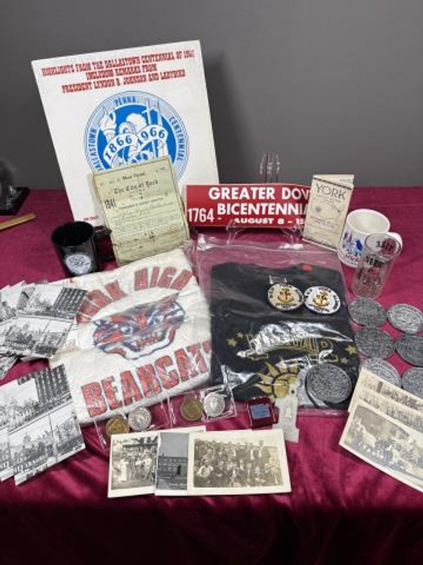 Image for Antiques and Collectibles Online Auction