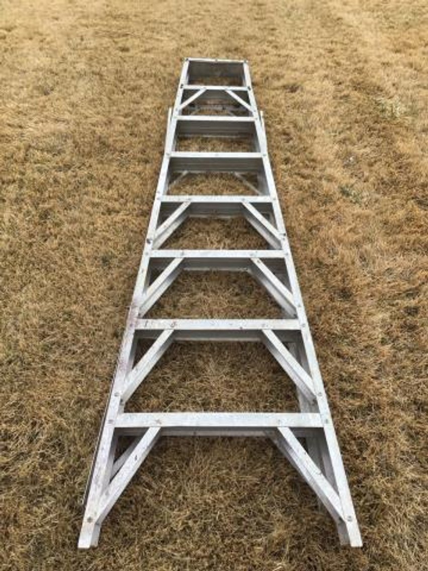 Image for Antiques and Collectibles Online Auction