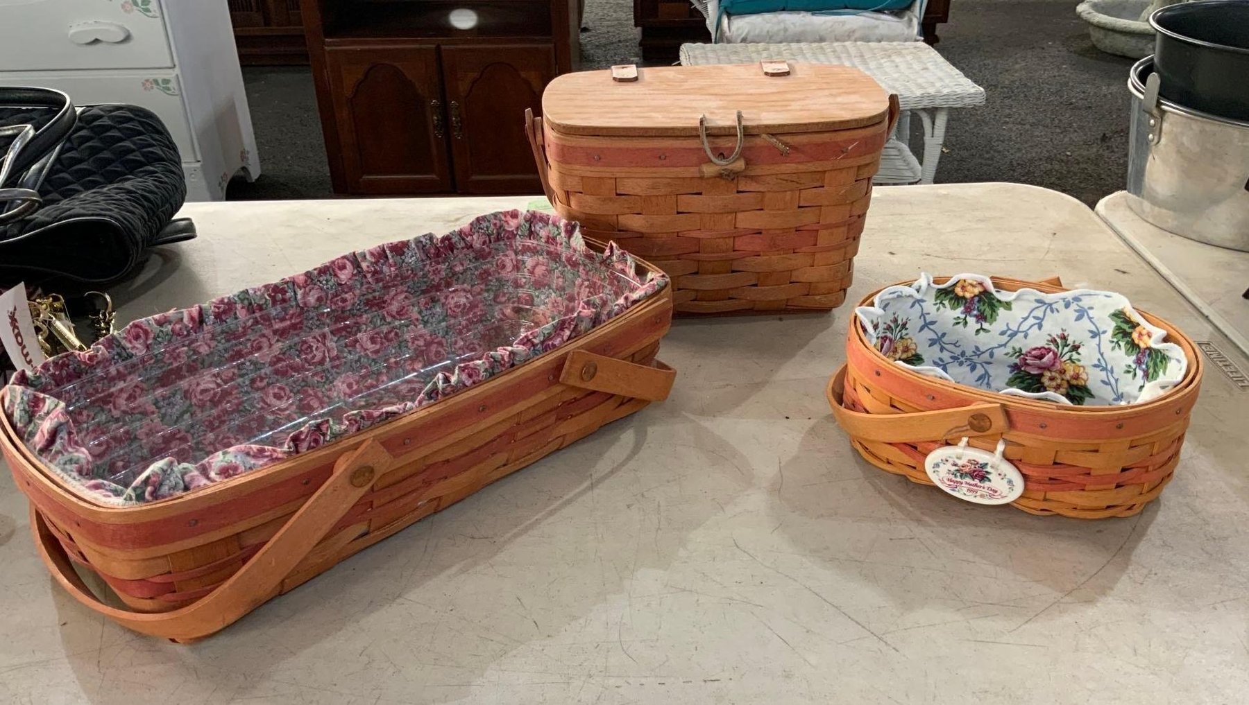 Image for 700+ Lots of Furniture, Longaberger, Sewing Machines and Household Items: Live and Online