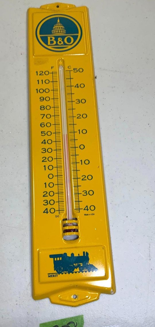 Image for 700+ Lots of Furniture, Longaberger, Sewing Machines and Household Items: Live and Online