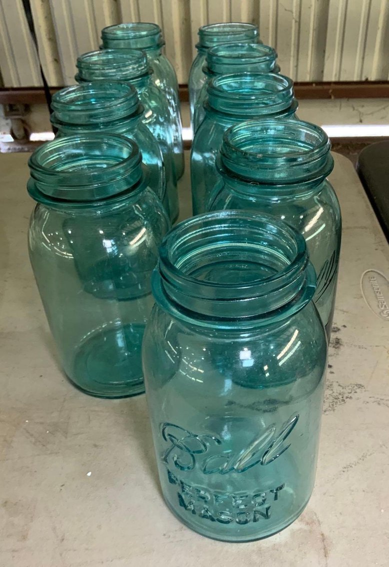 Image for 700+ Lots of Furniture, Longaberger, Sewing Machines and Household Items: Live and Online