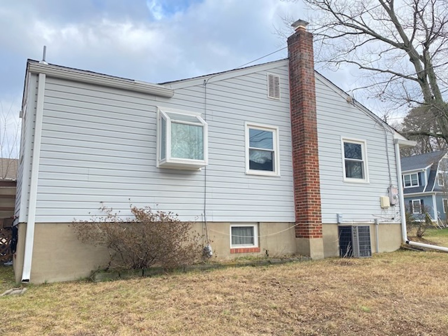 Image for 3BD/1BA Home on Corner Lot in Vienna, VA. Sold!!! $946,000