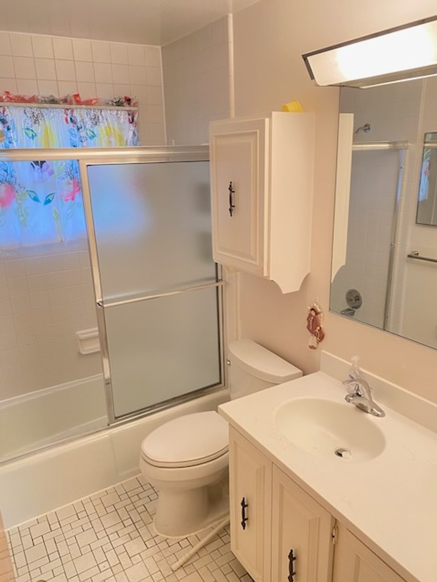 Image for 3BD/1BA Home on Corner Lot in Vienna, VA. Sold!!! $946,000