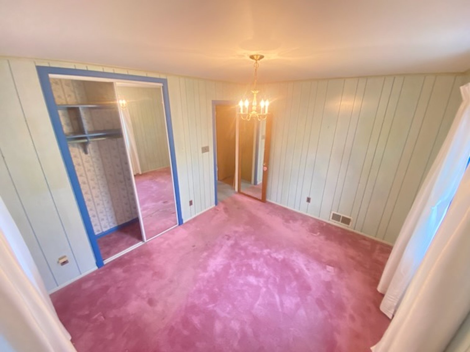 Image for 3BD/1BA Home on Corner Lot in Vienna, VA. Sold!!! $946,000