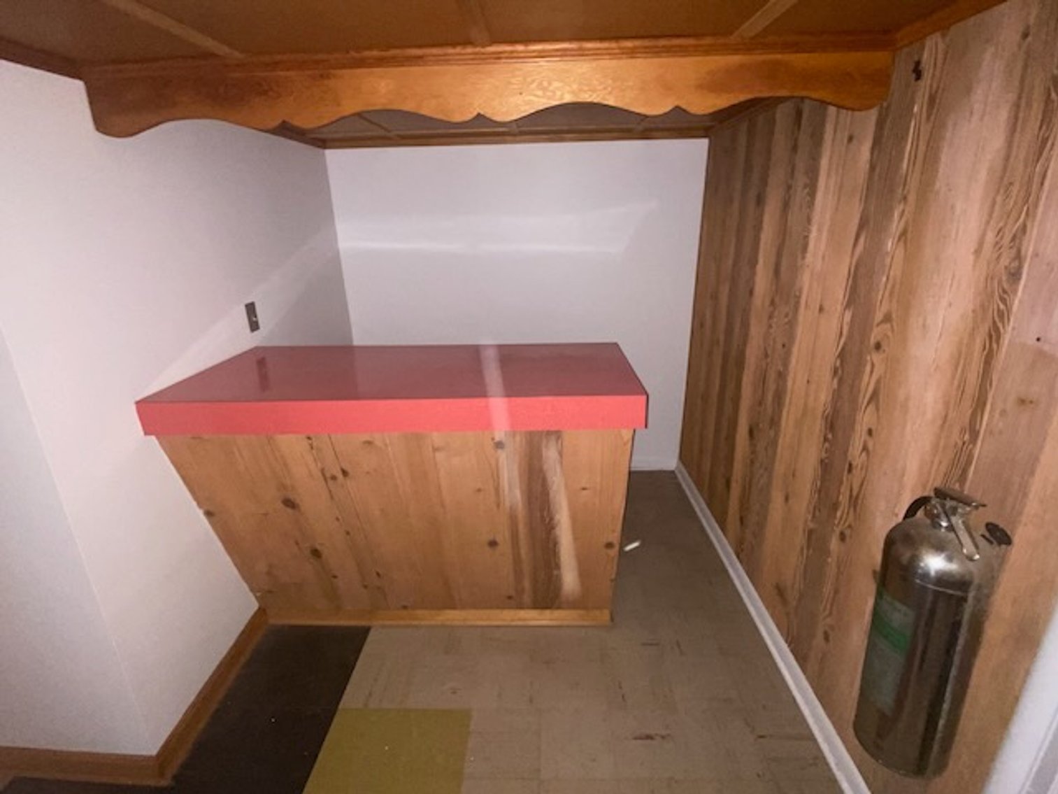 Image for 3BD/1BA Home on Corner Lot in Vienna, VA. Sold!!! $946,000