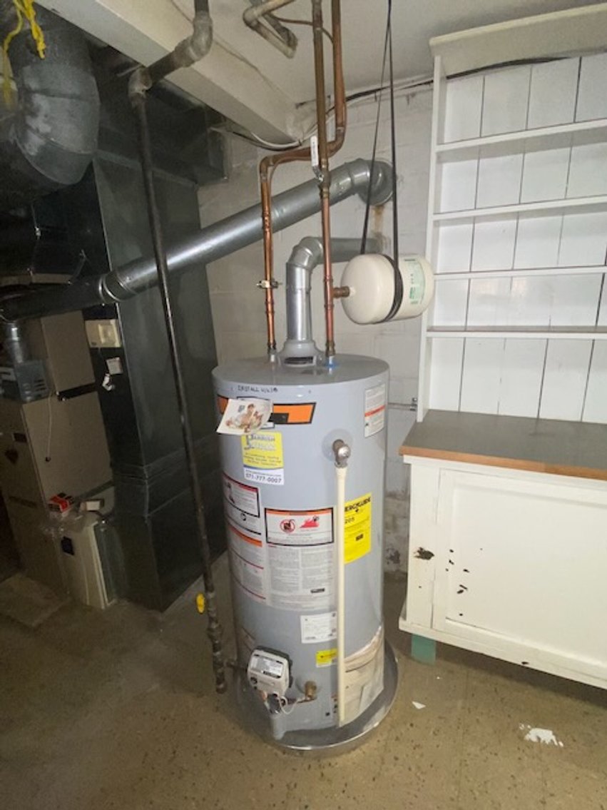 Image for 3BD/1BA Home on Corner Lot in Vienna, VA. Sold!!! $946,000