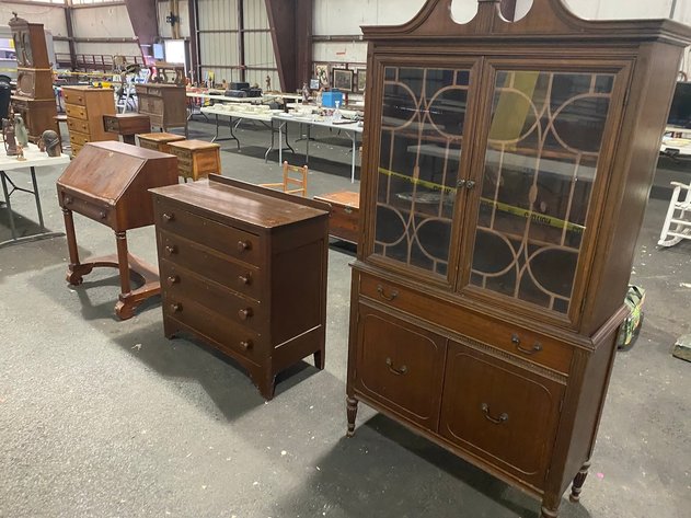 Image for Civil War Items, Framed Art, Guitars, Jewelry, Sterling Silver, Antique Furniture, Books, Concrete Lawn Ornaments - IN PERSON and ONLINE