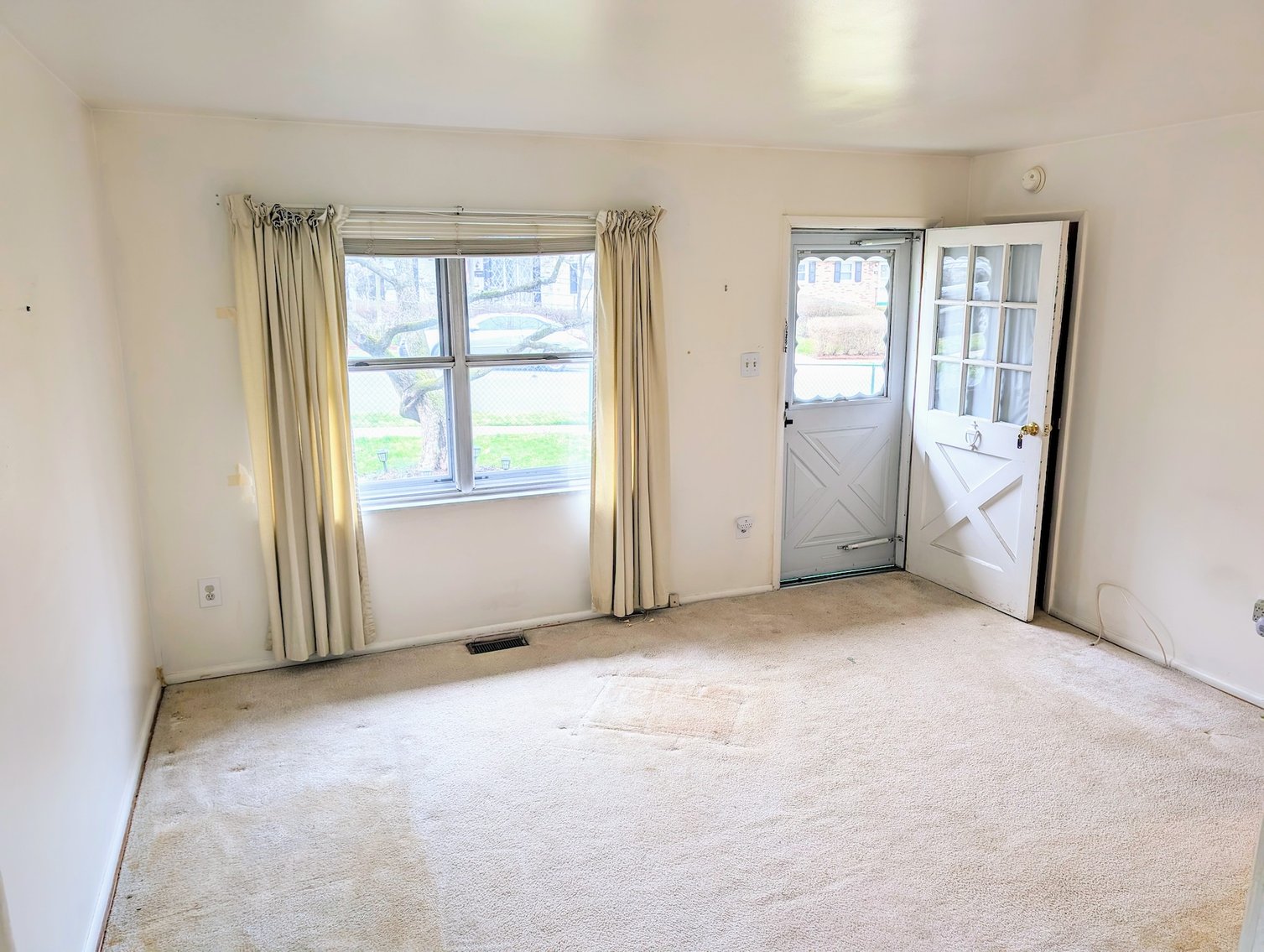 Image for 3 BR/1 BA Home in the Prospect Hills Neighborhood in the Town of Leesburg, VA--SELLING to the HIGHEST BIDDER!!