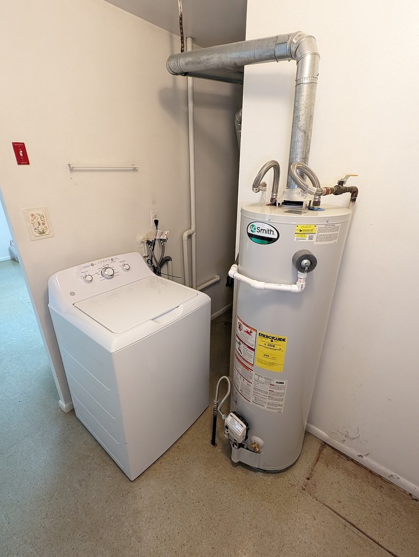 Image for 3 BR/1 BA Home in the Prospect Hills Neighborhood in the Town of Leesburg, VA--SELLING to the HIGHEST BIDDER!!