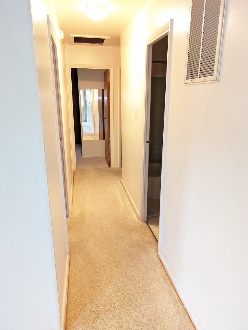 Image for 3 BR/1 BA Home in the Prospect Hills Neighborhood in the Town of Leesburg, VA--SELLING to the HIGHEST BIDDER!!