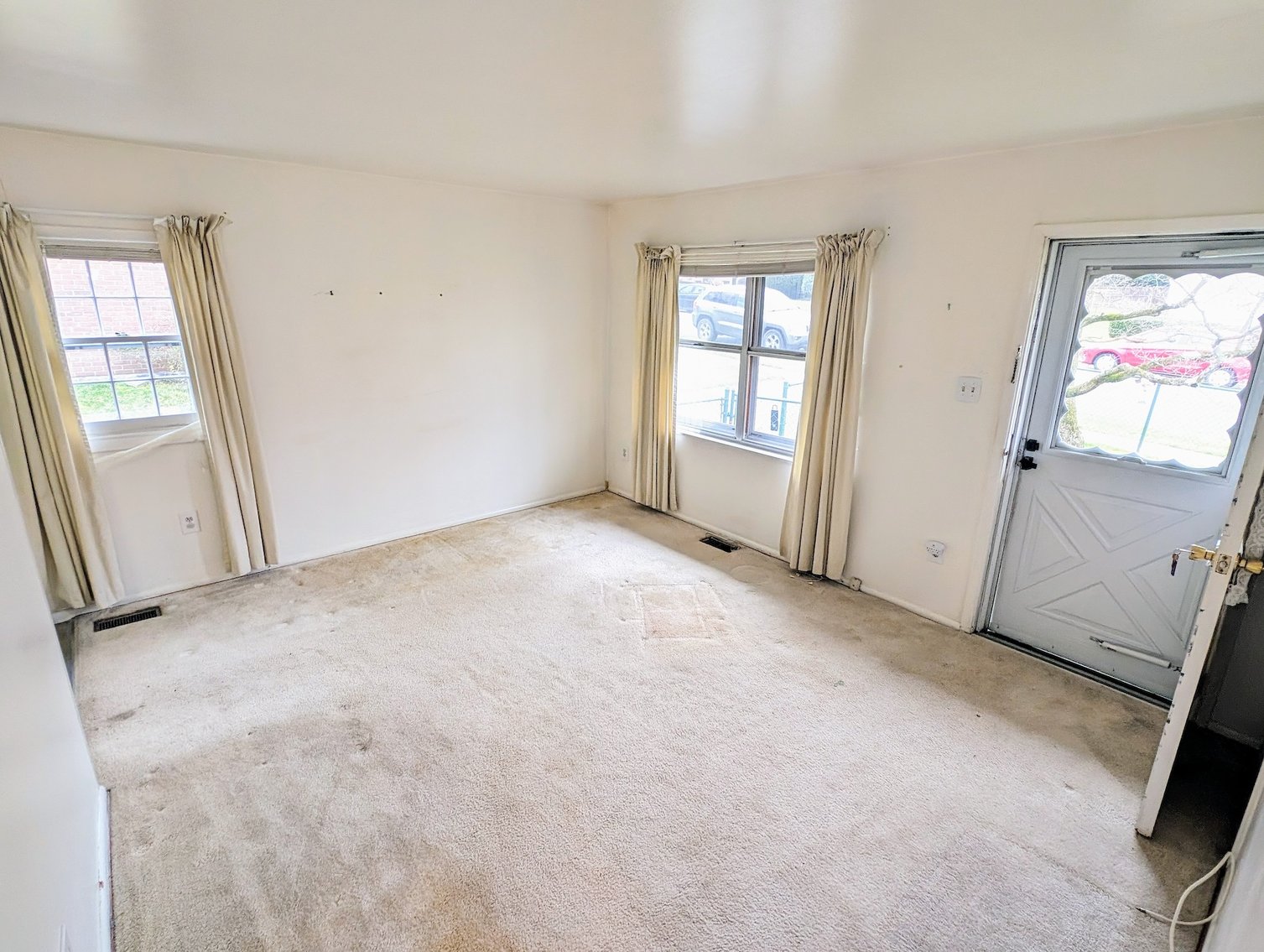 Image for 3 BR/1 BA Home in the Prospect Hills Neighborhood in the Town of Leesburg, VA--SELLING to the HIGHEST BIDDER!!