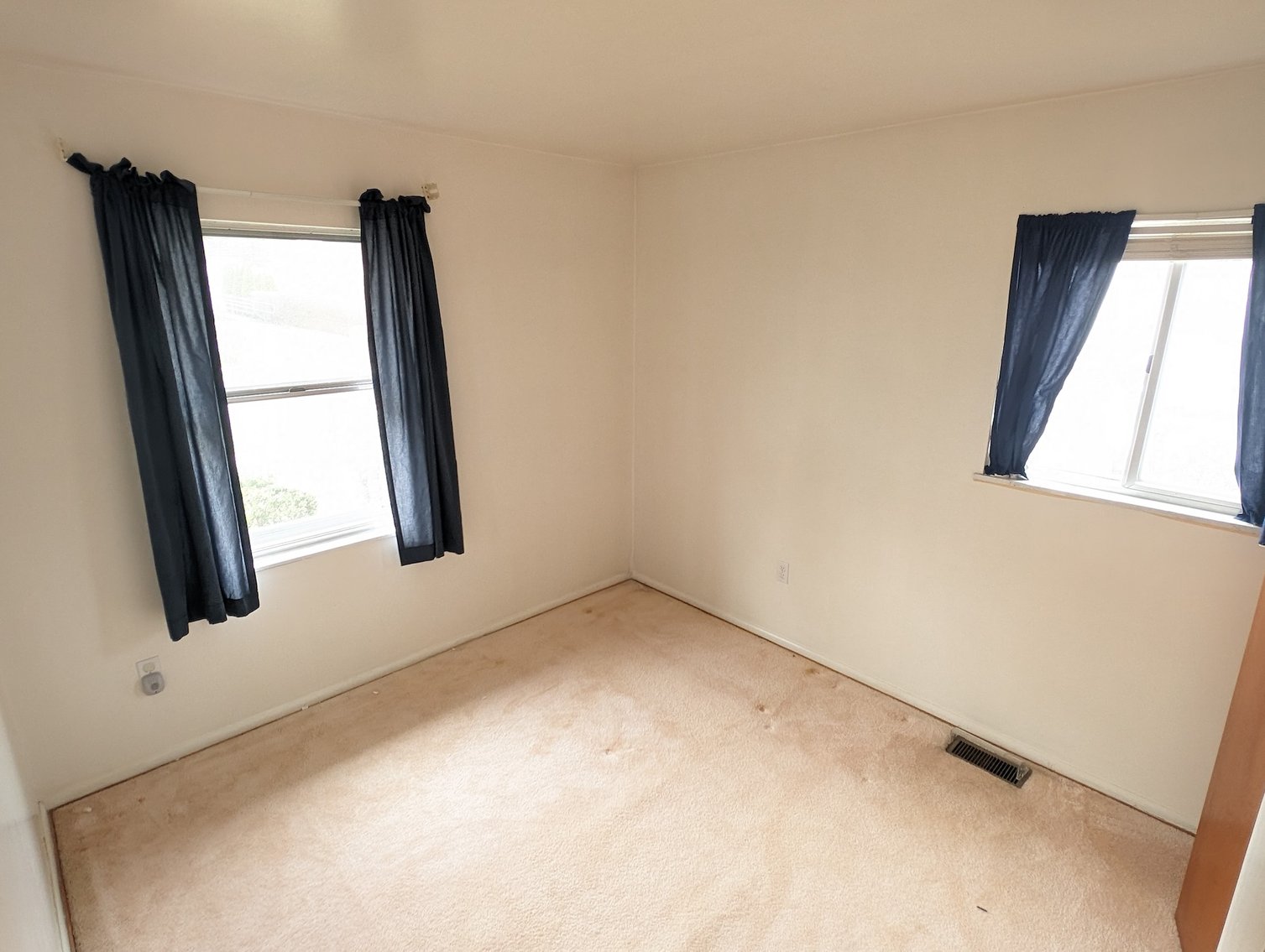 Image for 3 BR/1 BA Home in the Prospect Hills Neighborhood in the Town of Leesburg, VA--SELLING to the HIGHEST BIDDER!!