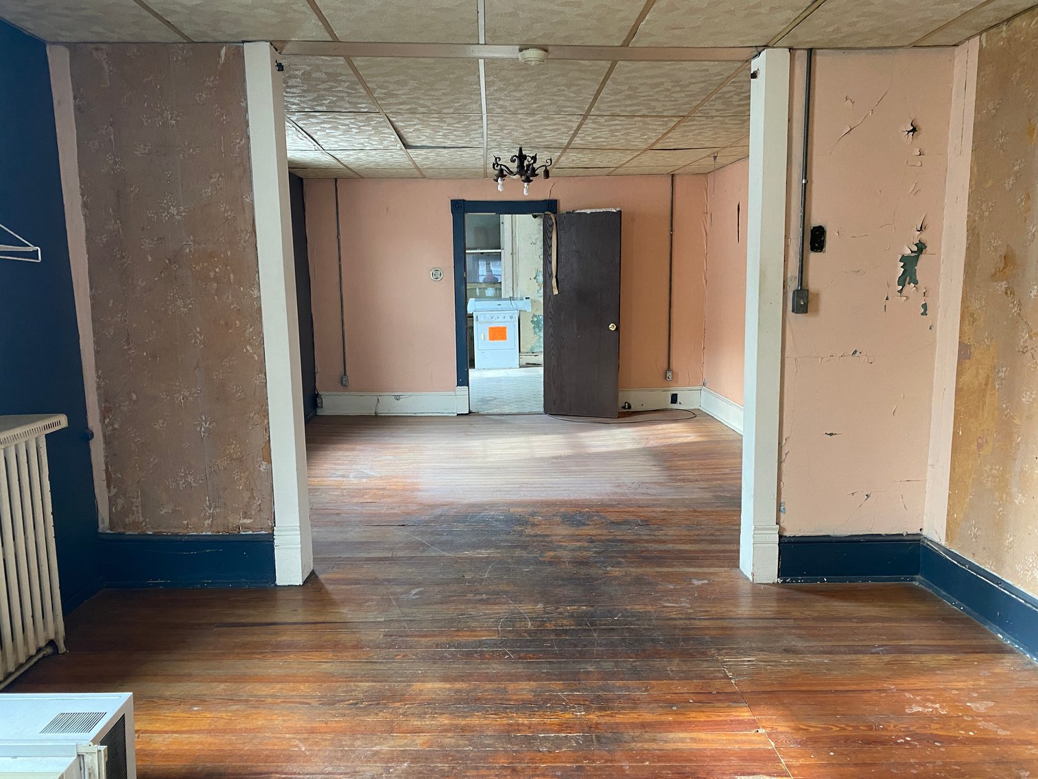 Image for Commercial/Industrial Building & All Contents in Downtown Berkeley Springs, WV