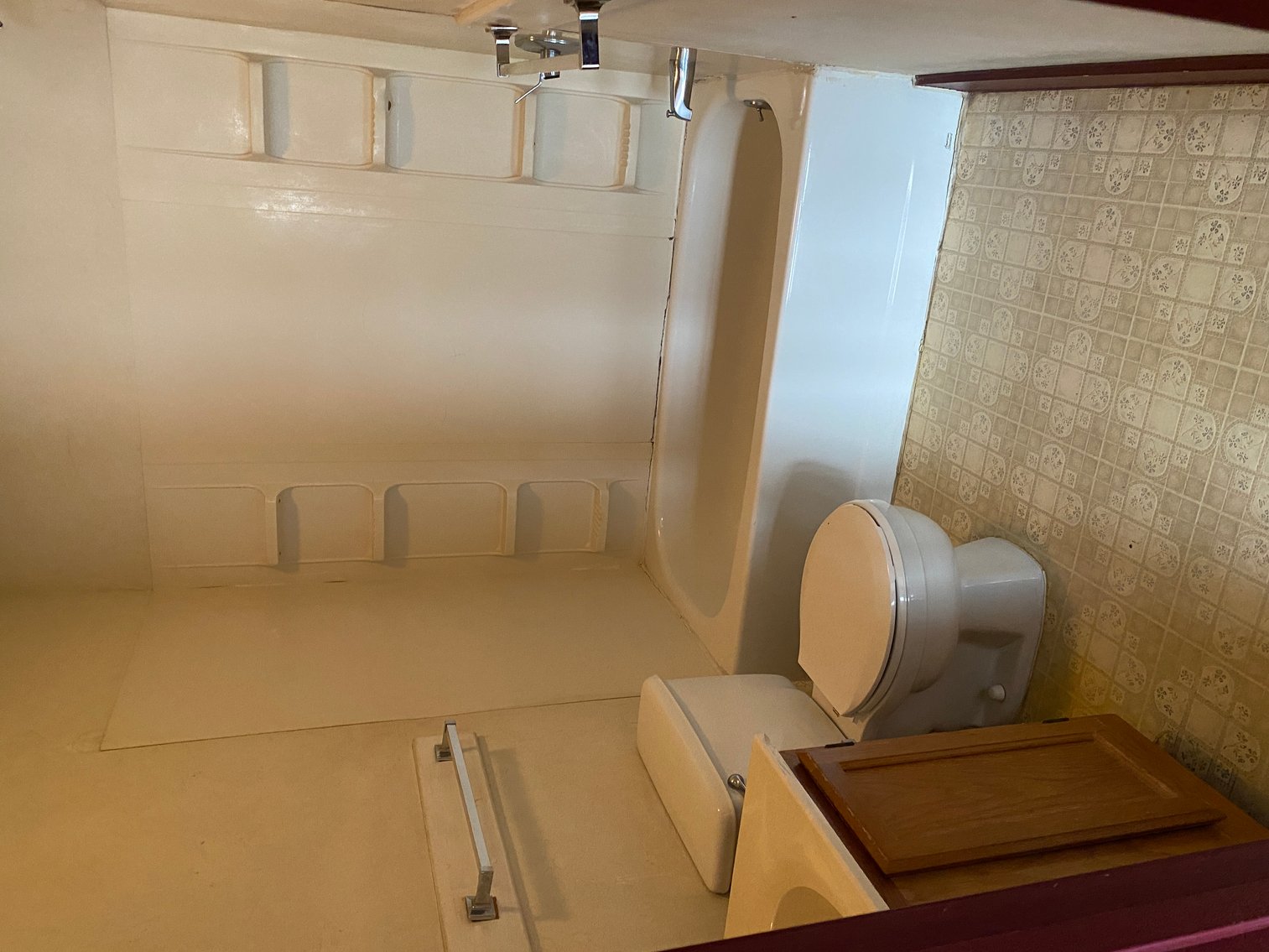 Image for Commercial/Industrial Building & All Contents in Downtown Berkeley Springs, WV