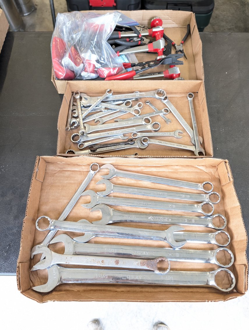 Image for Kubota Tractor, Worth Car Lift, Welder, Tools, Girl Scout Items, Sewing and Quilting - Virtual Auction