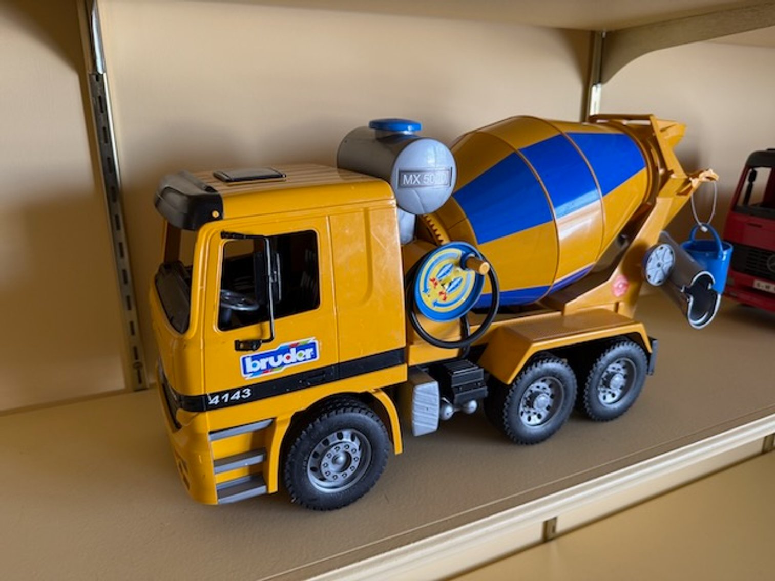 Image for Wheatland Farm: Antique Fire Truck, International Fifth Wheel, Farmall Tractors, Equestrian Items, Furniture & Decor