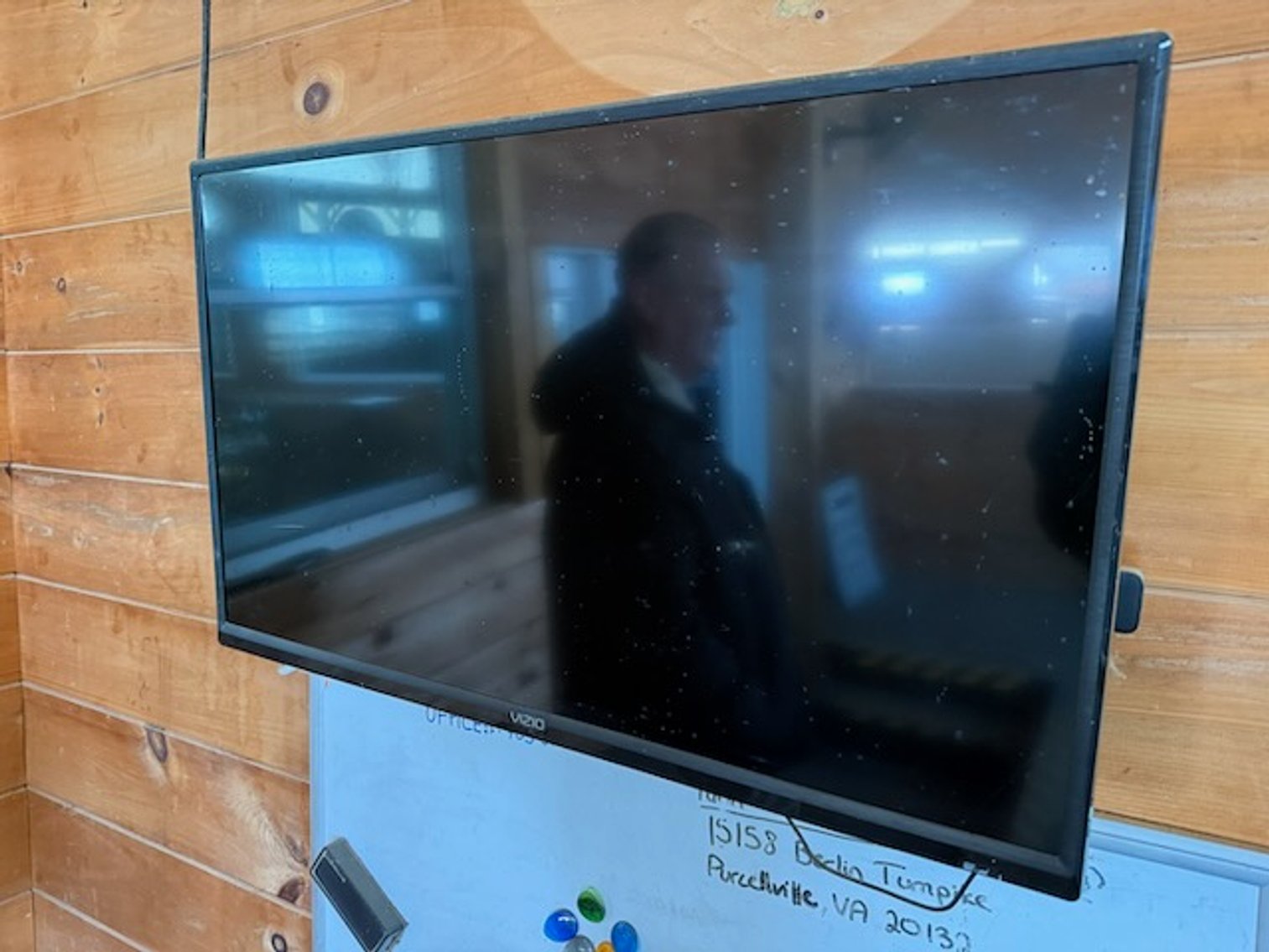 Image for Wheatland Farm: Antique Fire Truck, International Fifth Wheel, Farmall Tractors, Equestrian Items, Furniture & Decor