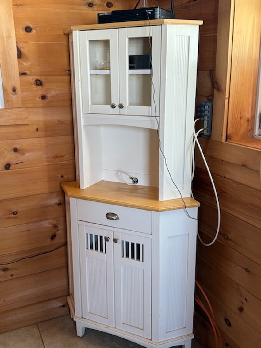 Image for Wheatland Farm: Antique Fire Truck, International Fifth Wheel, Farmall Tractors, Equestrian Items, Furniture & Decor