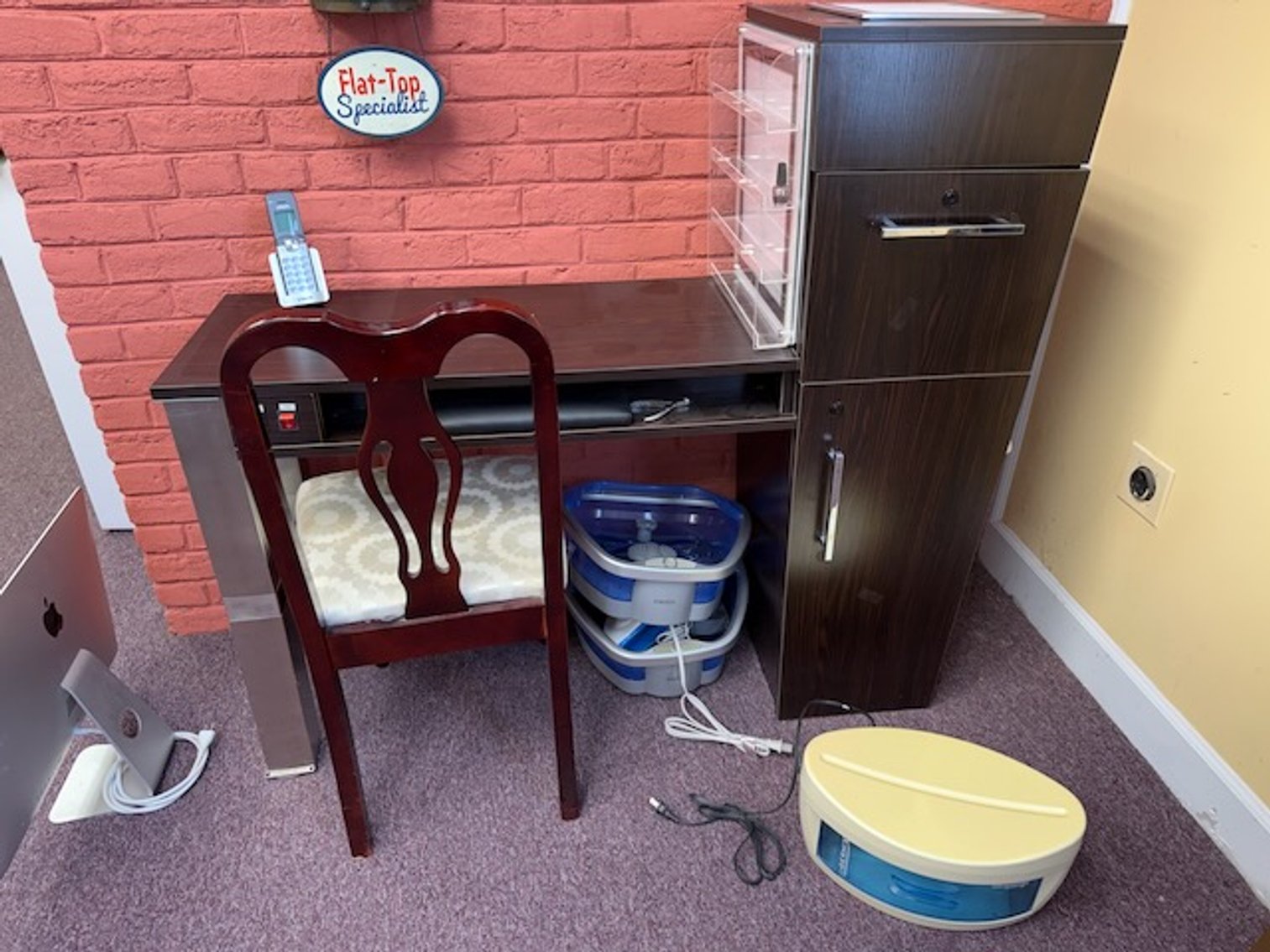 Image for Wheatland Farm: Antique Fire Truck, International Fifth Wheel, Farmall Tractors, Equestrian Items, Furniture & Decor