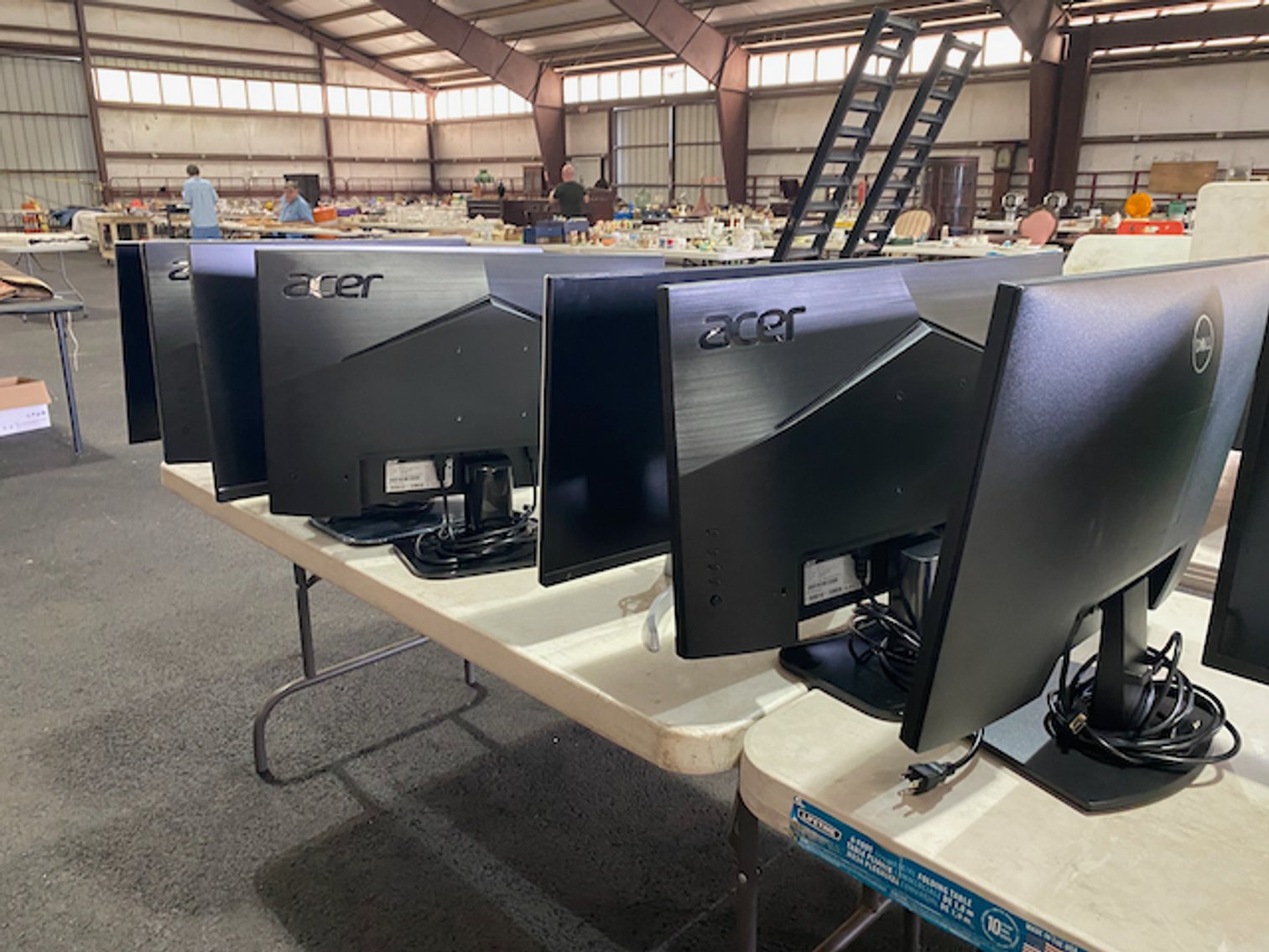 Image for Platinum Diamond Ring, Henkel Harris Furniture, Sterling Silver, Dolls, Flat Screen Monitors - Virtual Auction